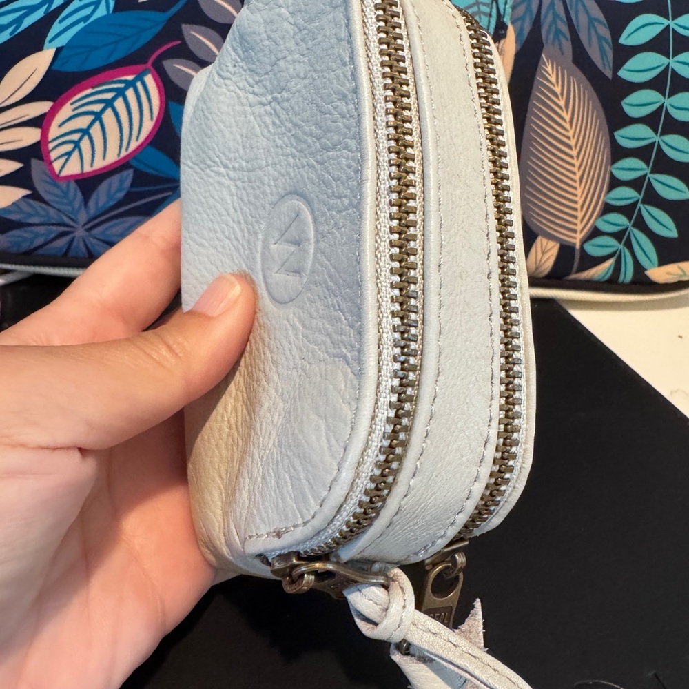 Wanderers Travel  Manhattan Card Wallet - Picture 5 of 10